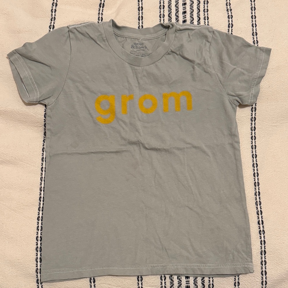 Gray Kids Short Sleeve Tee with Yellow Print